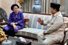 Momen Prabowo Takziah ke Kediaman Megawati, Doakan Guruh Sukarnoputra