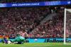 Hasil Liga Champions: MU Tumbang Kontroversial di Markas Atletico, Barcelona Hajar Galatasaray