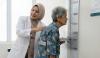 Waspada! Tubuh Makin Bungkuk dan Pendek Bisa Jadi Tanda Osteoporosis