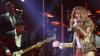 Tampil Perdana di Indonesia, Celine Dion Hibur Ribuan Penggemar - Bagian 5