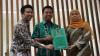 Khofifah dan Emil Bertemu Romahurmuziy di Kantor PPP - Bagian 1