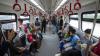 Antusiasme Warga Jajal LRT Jakarta, Gratis hingga 21 Juni - Bagian 1