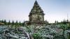 Pemandangan Dieng Diselimuti Es, Suhu Turun hingga -9 Derajat Celcius - Bagian 2