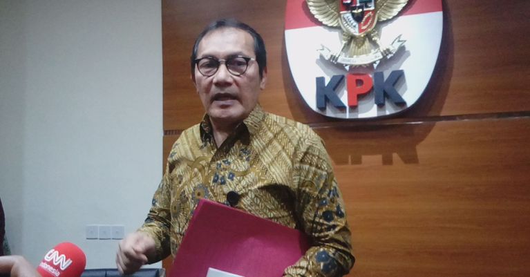 Saut Situmorang Mundur dari Pimpinan KPK