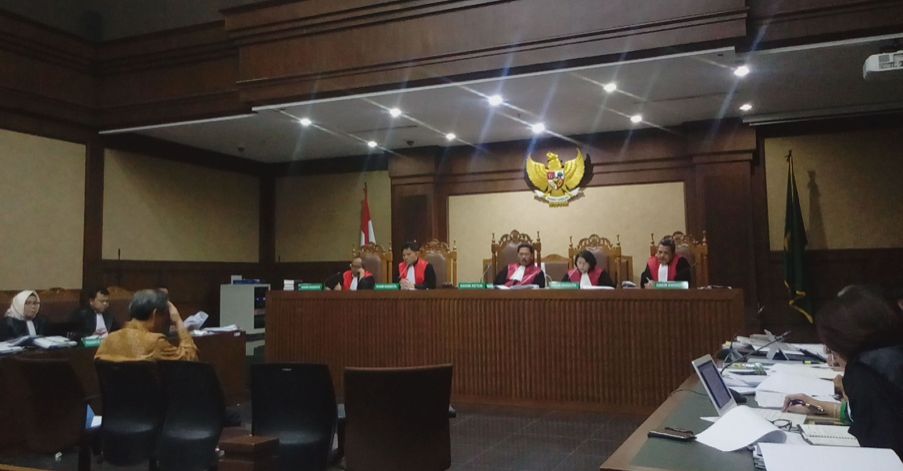 Lebih dari 13 Jam, Sidang Setnov Masih Berlangsung hingga Pukul 23.00