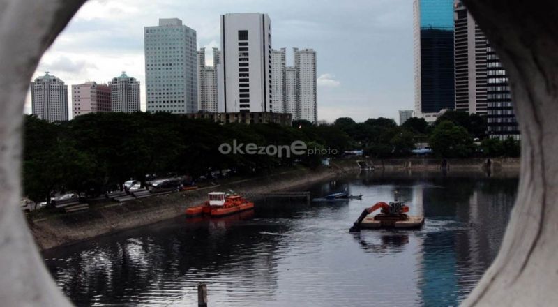 Bersihkan Sungai Jakarta, Pemprov DKI Rampungkan Roadmap Bulan Ini 