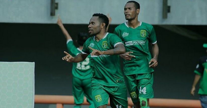 Gol Cantik Pahabol Bawa Persebaya Lolos ke Perempat Final