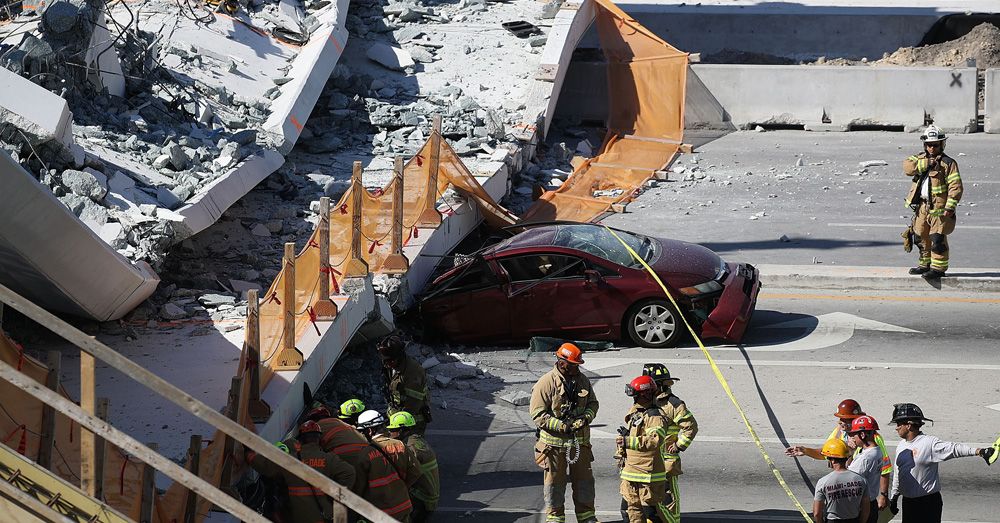 Jembatan Penyeberangan di Miami Ambruk, 10 Orang  Diduga Tewas