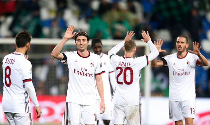 Pesta Milan di Sassuolo Perpanjang Napas Montella