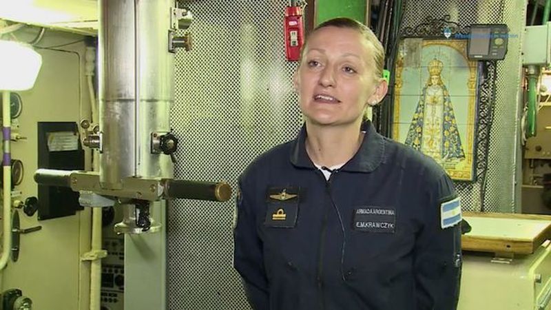 Kisah Eliana, Perempuan Argentina Pertama Jadi Operator Kapal Selam