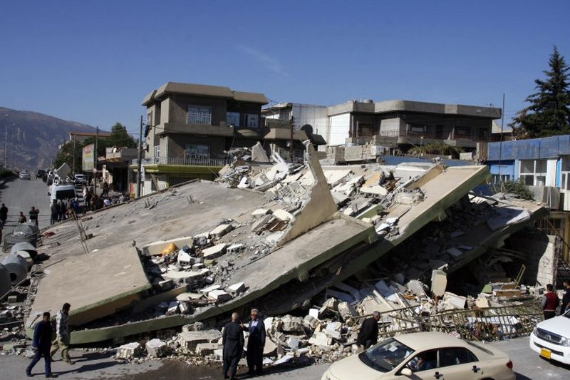 Iran Digoyang Gempa 6,2 SR