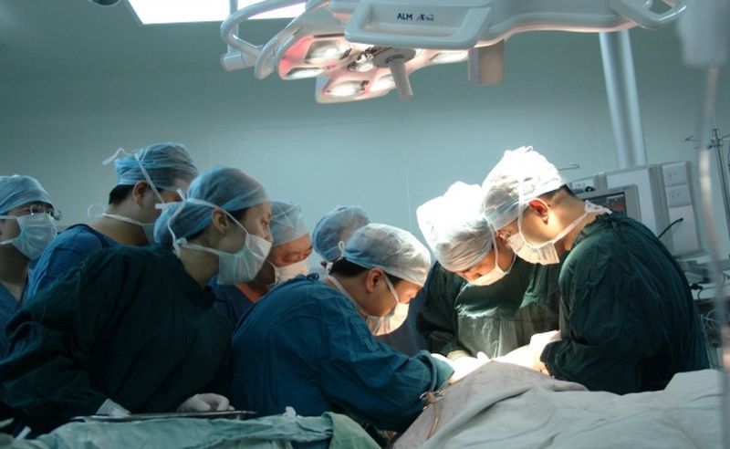 Operasi Transplantasi Kepala Manusia di China Tuai Kontroversi
