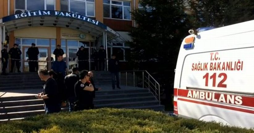 Mengamuk di Kampus, Pria Stres Tembak Mati Wakil Dekan dan Para Dosen