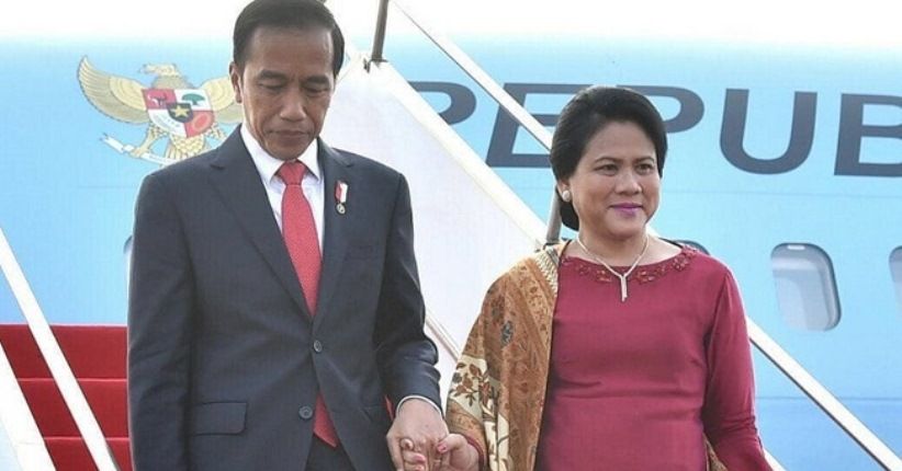 Presiden Jokowi dan Ibu Negara Jenguk Ani Yudhoyono di Singapura