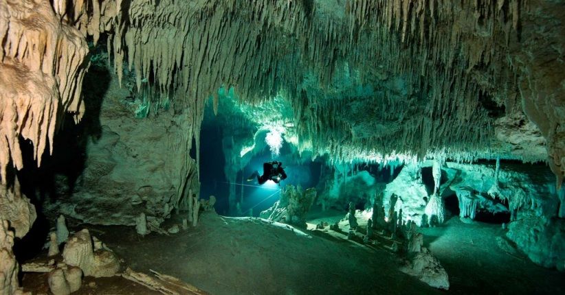 Penampakan Gua Bawah Laut Terbesar di Dunia, Simpan Rahasia Suku Maya