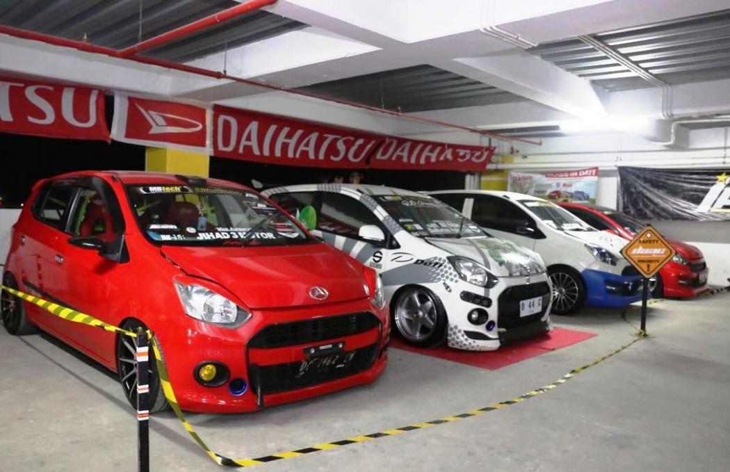 Daihatsu Dress-up Challenge Ramaikan Kota Makassar