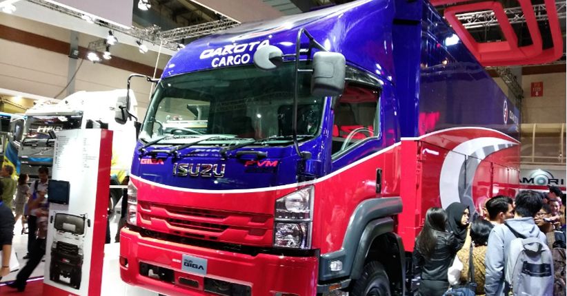 Isuzu Perkenalkan Truk Jumbo New Giga 