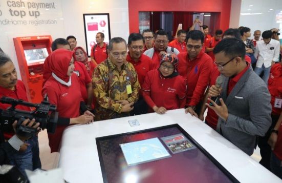 Telkom Hadirkan Layanan Digital Grapari di Dinoyo dan Lembong 