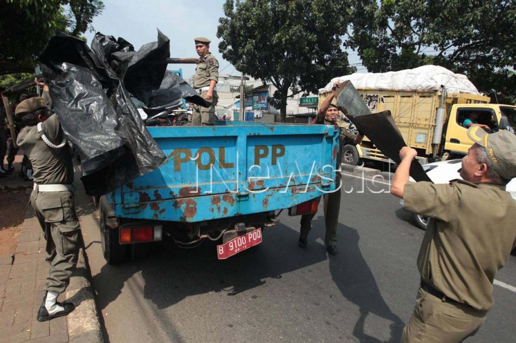 Investigasi Ombudsman, Satpol PP DKI Jakarta Terlibat Pungli Pasar Tanah Abang