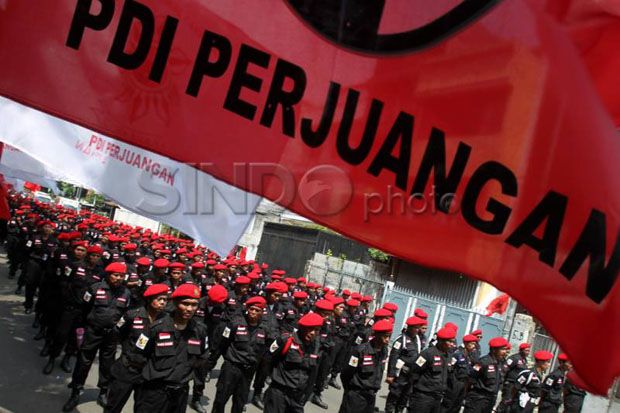 PDIP Berharap Golkar Segera Tarik Setya Novanto dari Ketua DPR