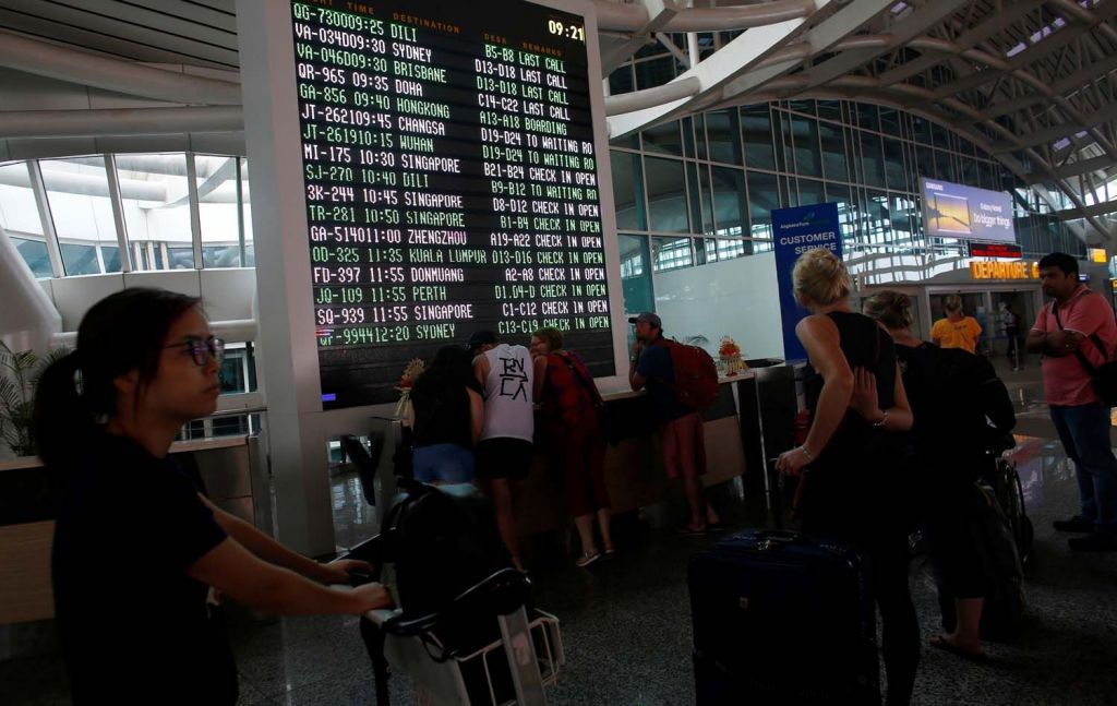 Gunung Agung Meletus, Garuda dan Citilink Batalkan Penerbangan