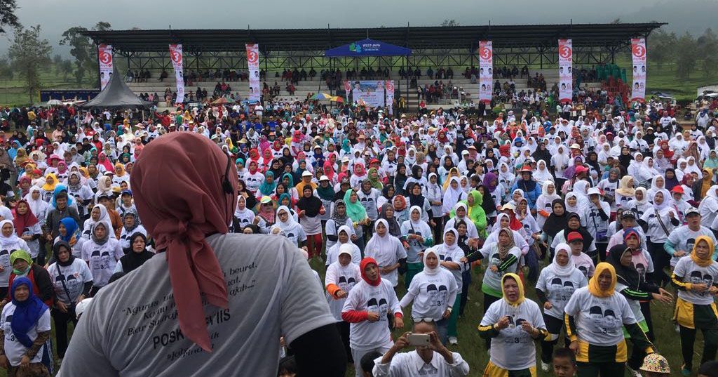 Ribuan Warga Pangalengan Gabung Posko Teh Iis-Asyik