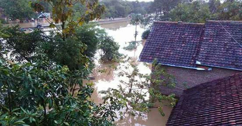 Rel Terendam Banjir, KA Cirebon-Purwokerto Dialihkan ke Jalur Utara