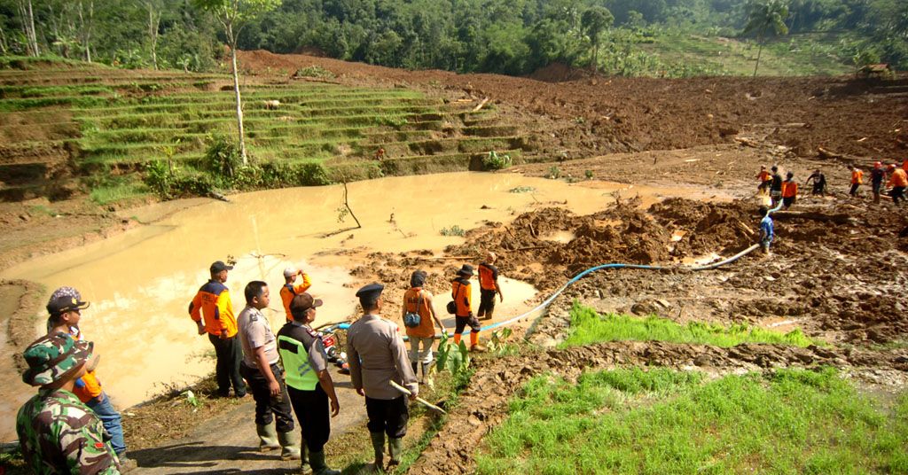 2 Orang Korban Longsor Brebes Ditemukan, Total 16 Masih Hilang