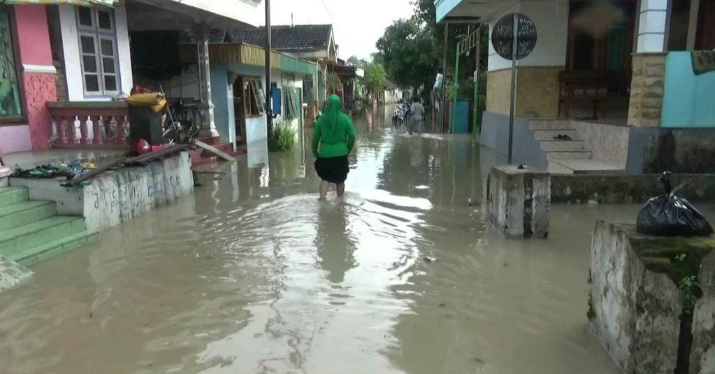 Sungai Bengawan Solo Meluap, Ratusan Rumah di 4 Desa Terendam Banjir