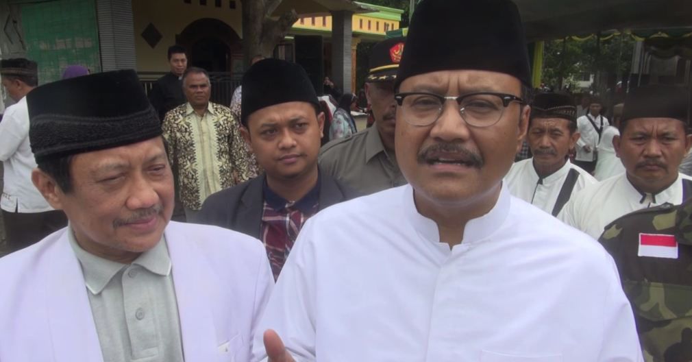 Kunjungi Makam Sunan Ampel, Gus Ipul Janji Majukan Wisata Religi
