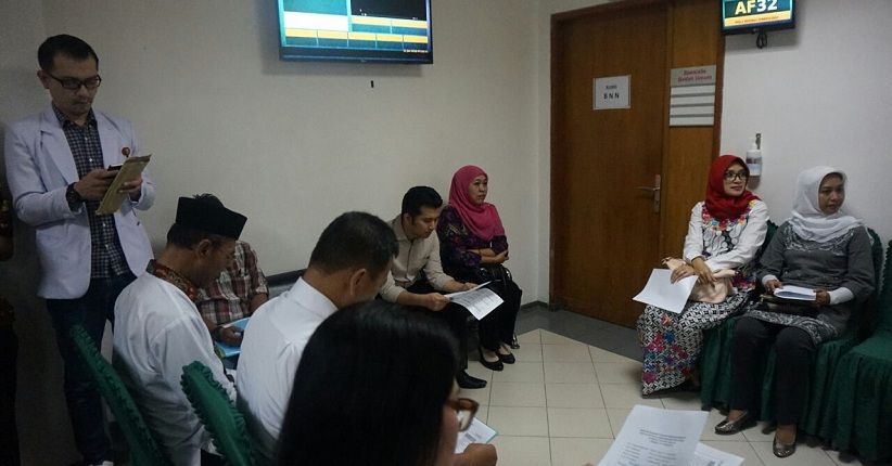 Khofifah Bingung Stop Ngopi, Puti Berdoa Tak Ada Gangguan Kolesterol