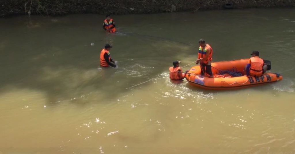 Selamatkan Bocah Hanyut, Warga di Luwu Timur Nyaris Tenggelam