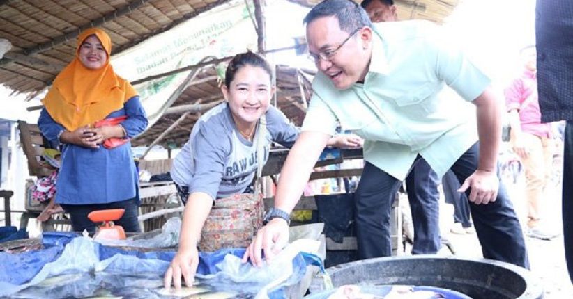 Dodi Reza Janjikan Program Seragam Gratis untuk Siswa Sumsel