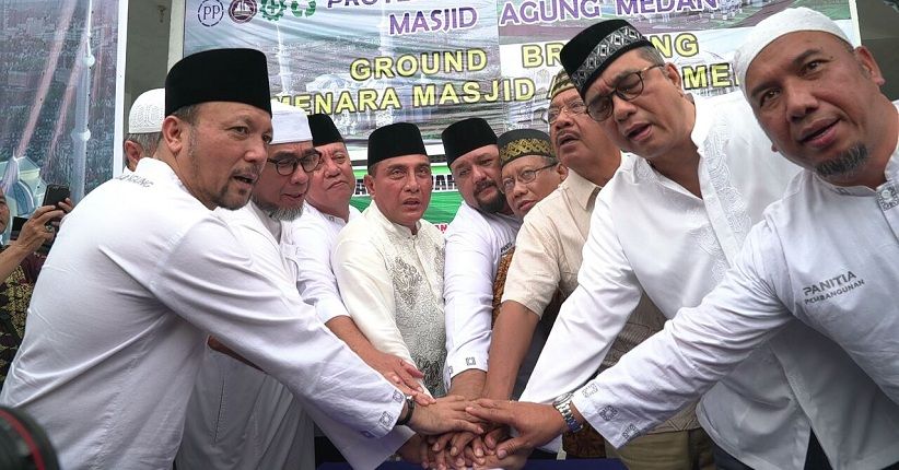 Edy Rahmayadi Resmikan Pemancangan Tiang Menara Masjid Agung Medan