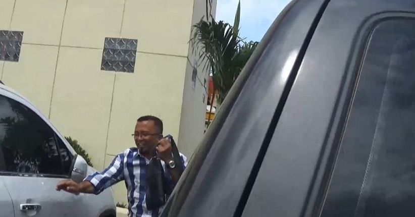 Usai Diperiksa KPK, Belasan Anggota DPRD Sumut Kabur Hindari Wartawan