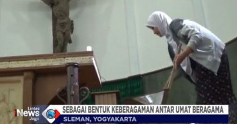 Pascaserangan, Warga Lintas Agama Ikut Bersihkan Gereja Santa Lidwina