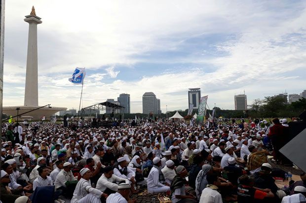 Massa Aksi 212 Galang Dana untuk Korban Bencana