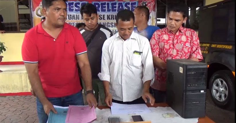 Polisi Tangkap 2 Pelaku Terduga Penistaan Agama di Facebook 