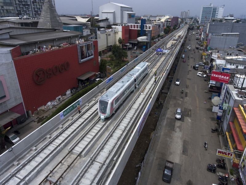 JK Kritik Proyek LRT Jabodebek Mahal, Menko Luhut: Memang Itu Betul