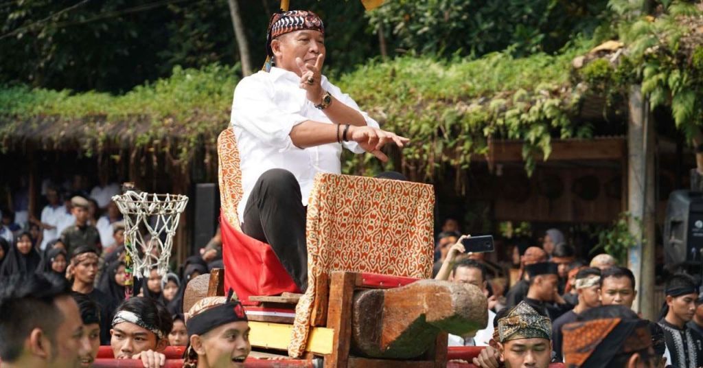 Kang Hasan Dapat Gelar Pamangku Sakabumi Padjadjaran