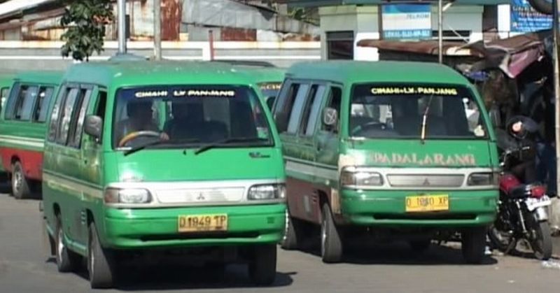 Tuntut Realisasi Permenhub, Ribuan Angkot Bandung Raya Mogok Massal