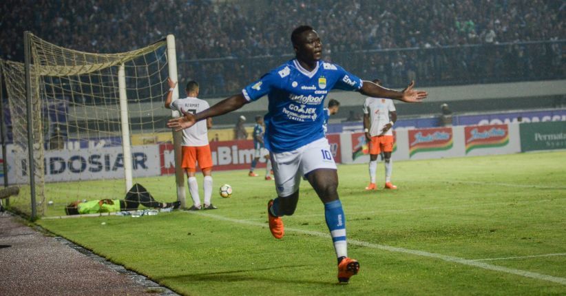 Ditinggal Ezechiel N'Douasel, Begini Respons Pelatih Persib Bandung