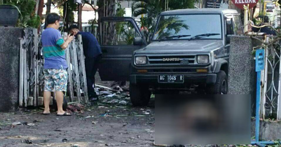 Bom Meledak di 4 Lokasi di Surabaya