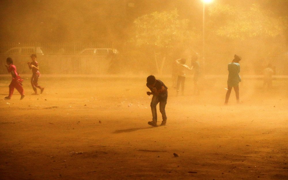 Badai Pasir Disertai Petir Terjang India, 40 Orang Tewas