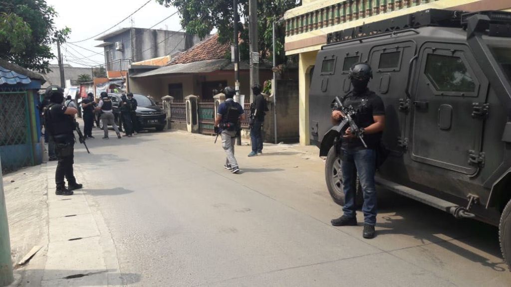 Densus 88 Gerebek Terduga Teroris di Tangerang, 3 Orang Ditangkap