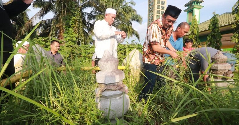 Djarot ke 2 Pasar dan Ziarahi Makam Raja Pertama Kesultanan Langkat