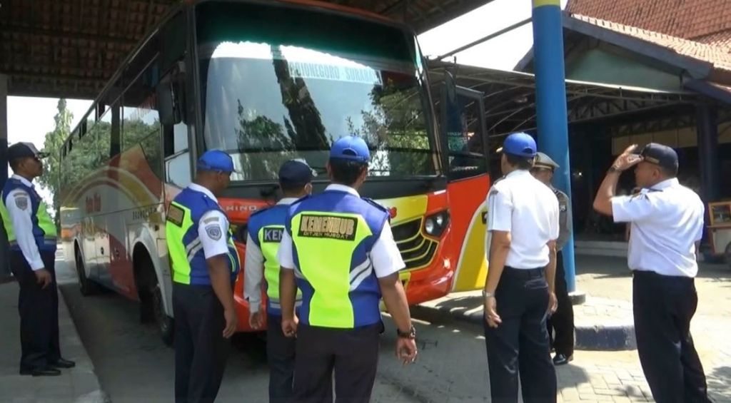 Kemenhub Tolak Usulan Anies Baswedan Setop Bus untuk Cegah Corona