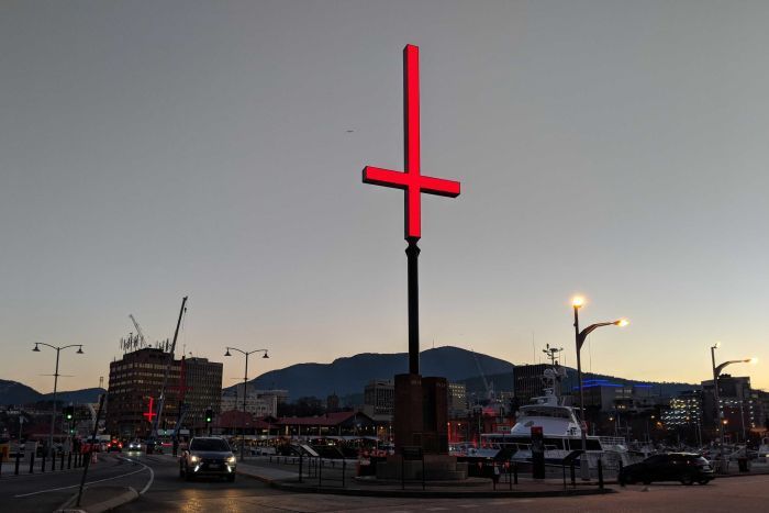 Ada Monumen Salib Terbalik, Warga Kristiani di Australia Marah