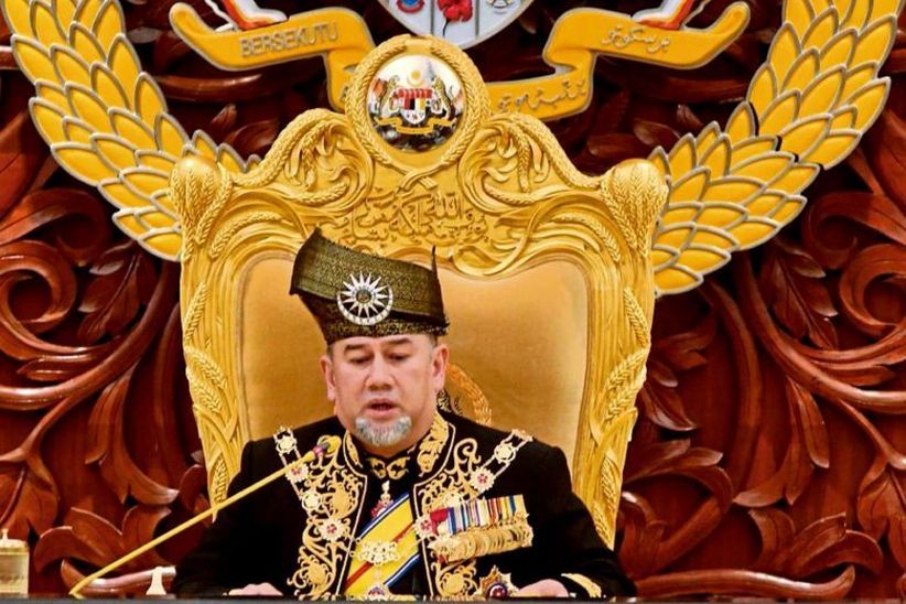 Negara Krisis Utang, Sultan Malaysia Minta Gajinya Dipotong 10%