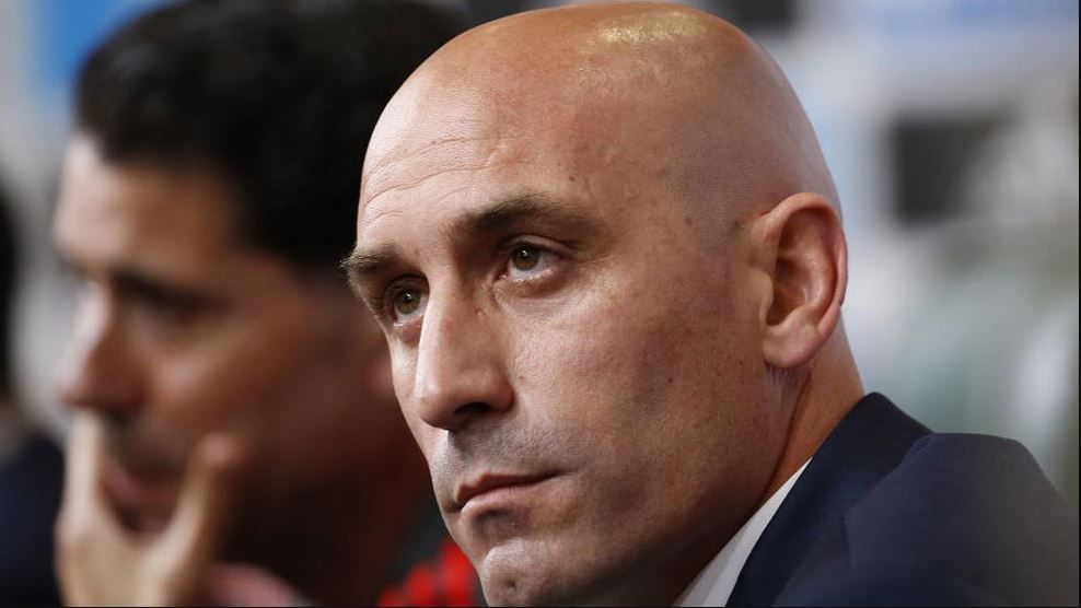 Presiden RFEF: Tak Ada Pemberontakan, Pemain Spanyol Dukung Hierro